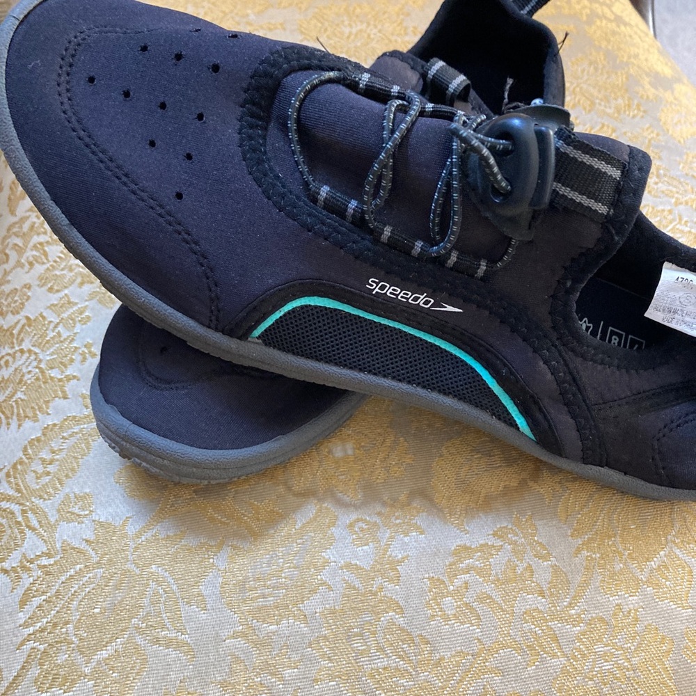 Speedo surfwalker water shoes